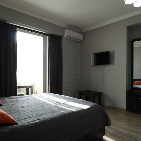 Appartamento Erekle 8/10 Tbilisi Esterno foto