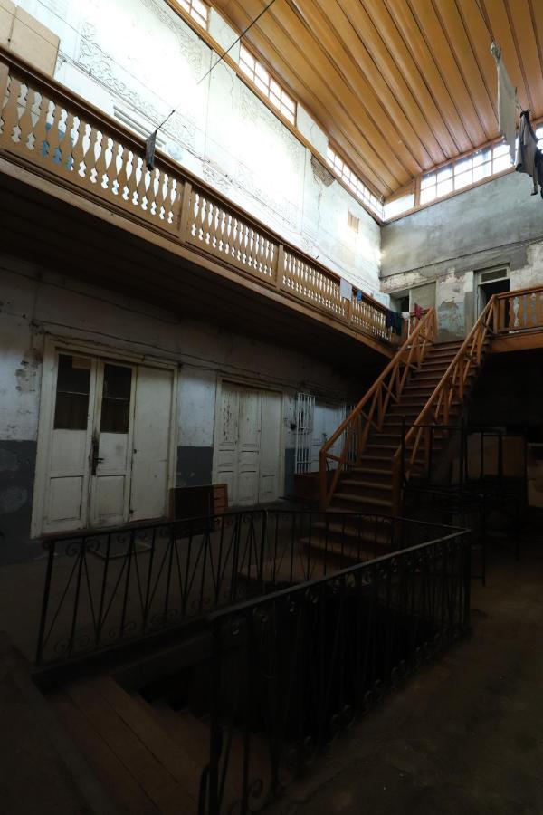 Appartamento Erekle 8/10 Tbilisi Esterno foto